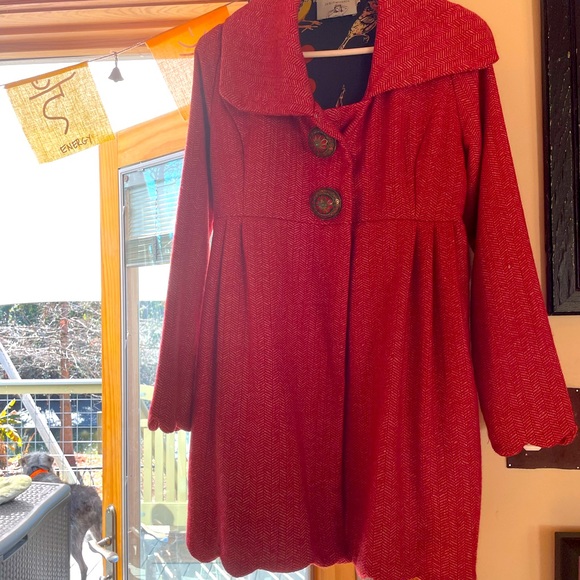 Coat - Picture 2 of 3